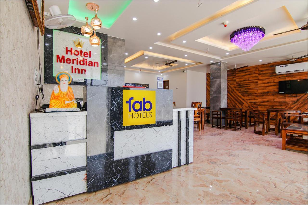 Fabhotel Meridian Inn Mohali Eksteriør billede