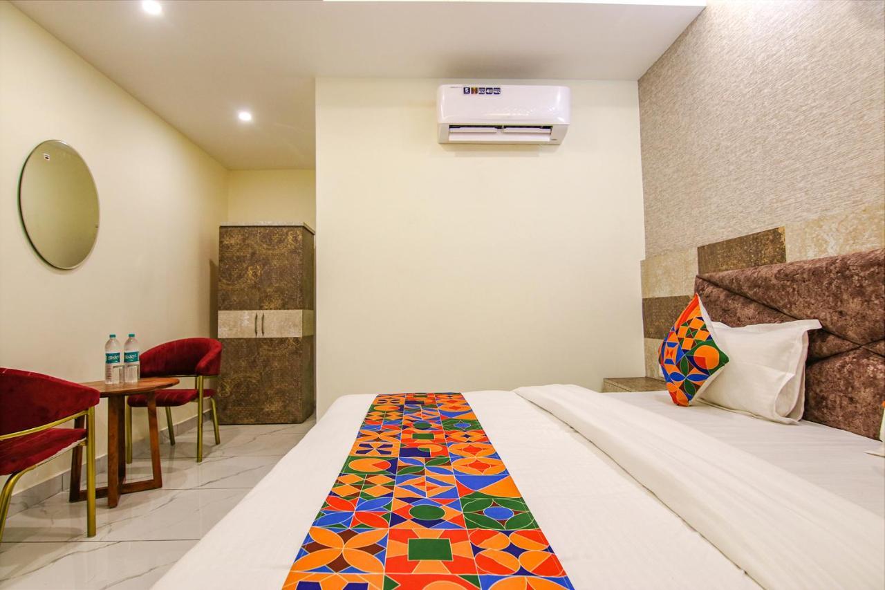 Fabhotel Meridian Inn Mohali Eksteriør billede