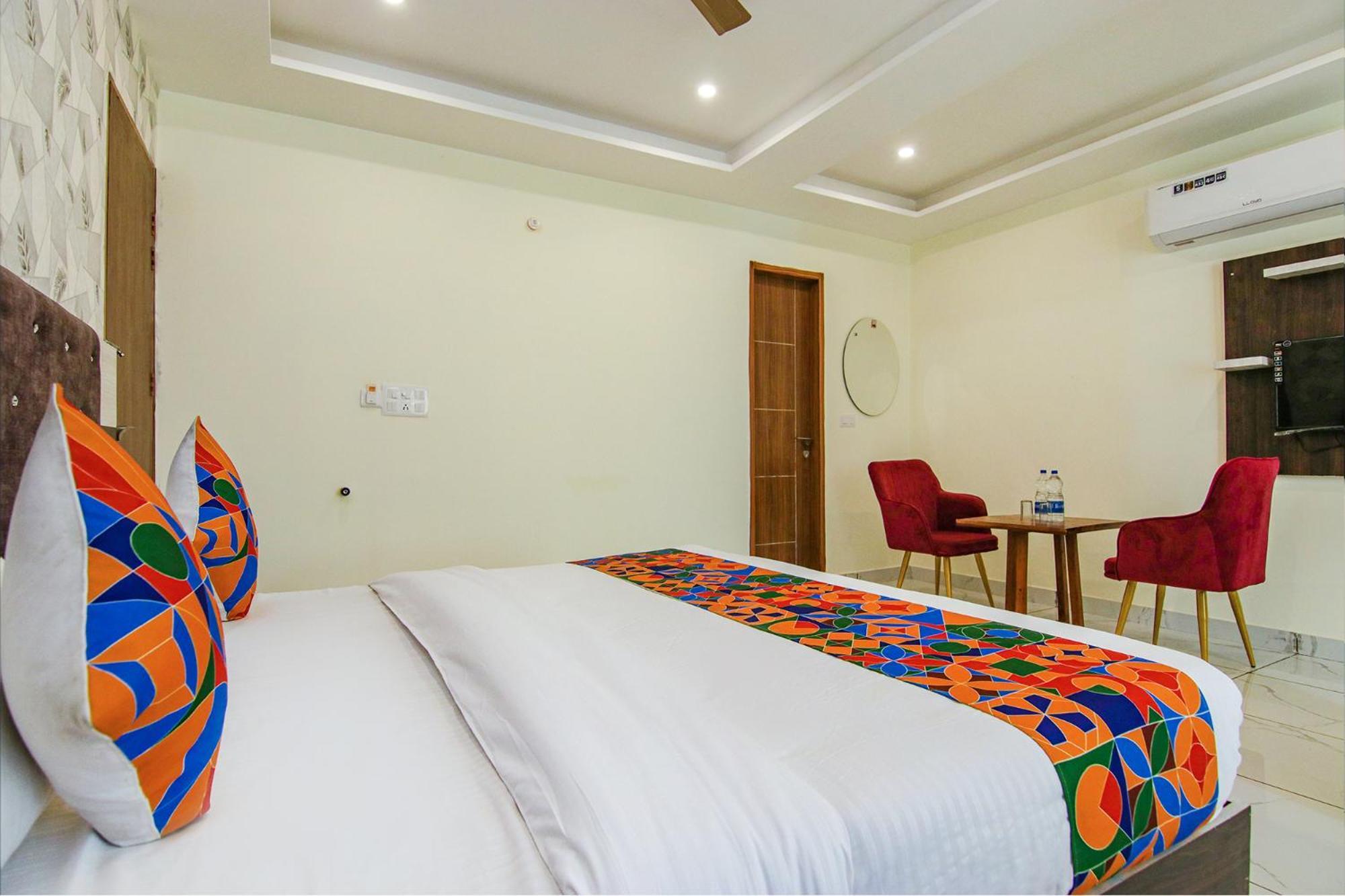 Fabhotel Meridian Inn Mohali Eksteriør billede