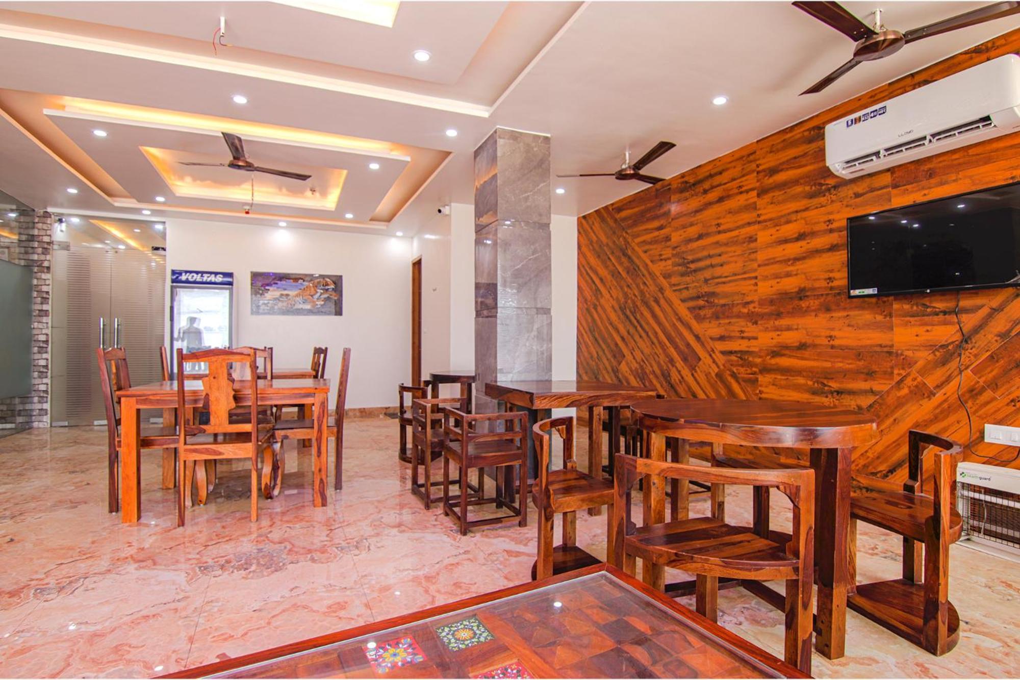 Fabhotel Meridian Inn Mohali Eksteriør billede