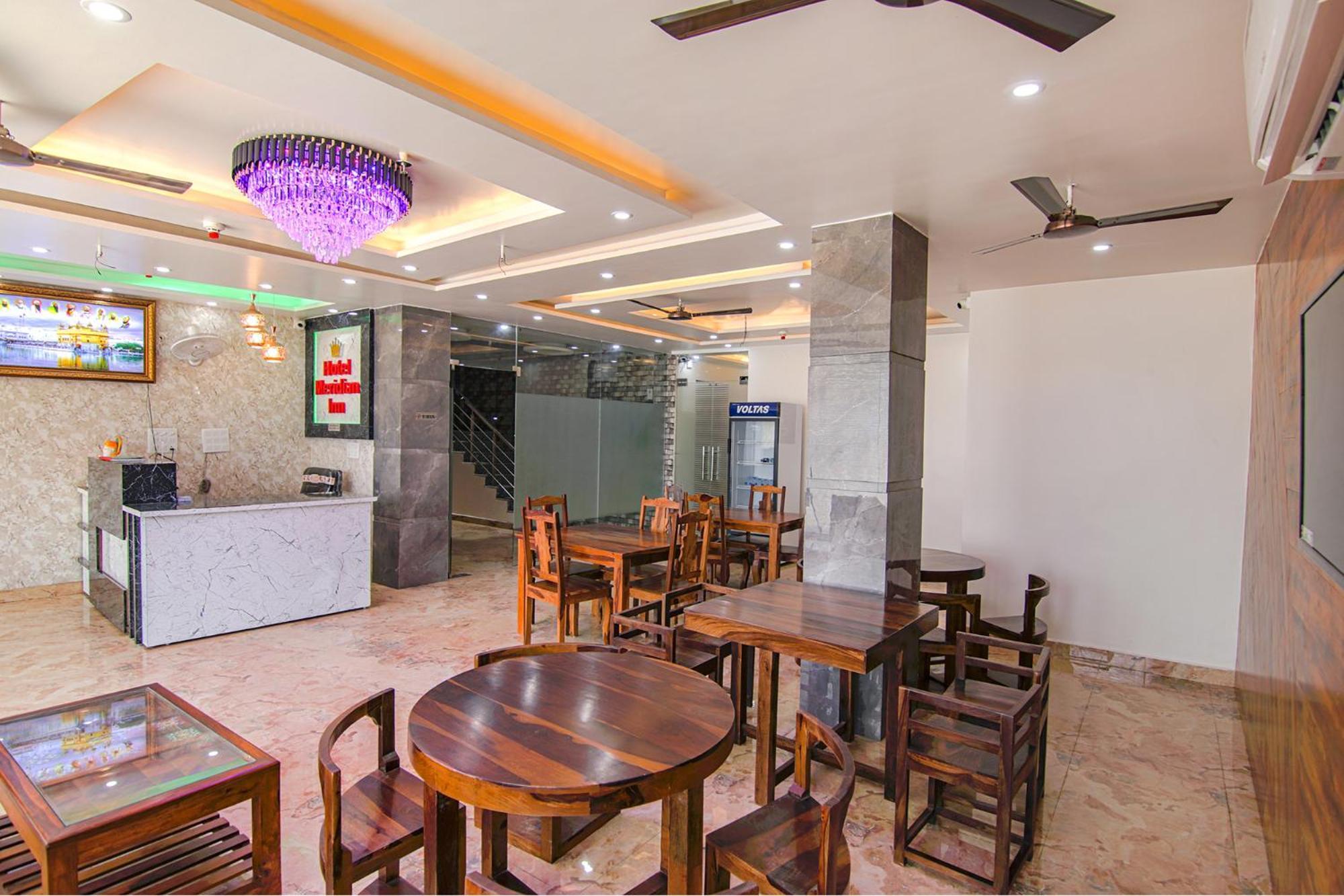 Fabhotel Meridian Inn Mohali Eksteriør billede