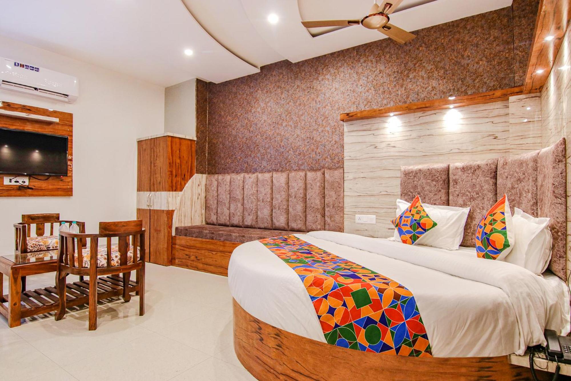 Fabhotel Meridian Inn Mohali Eksteriør billede